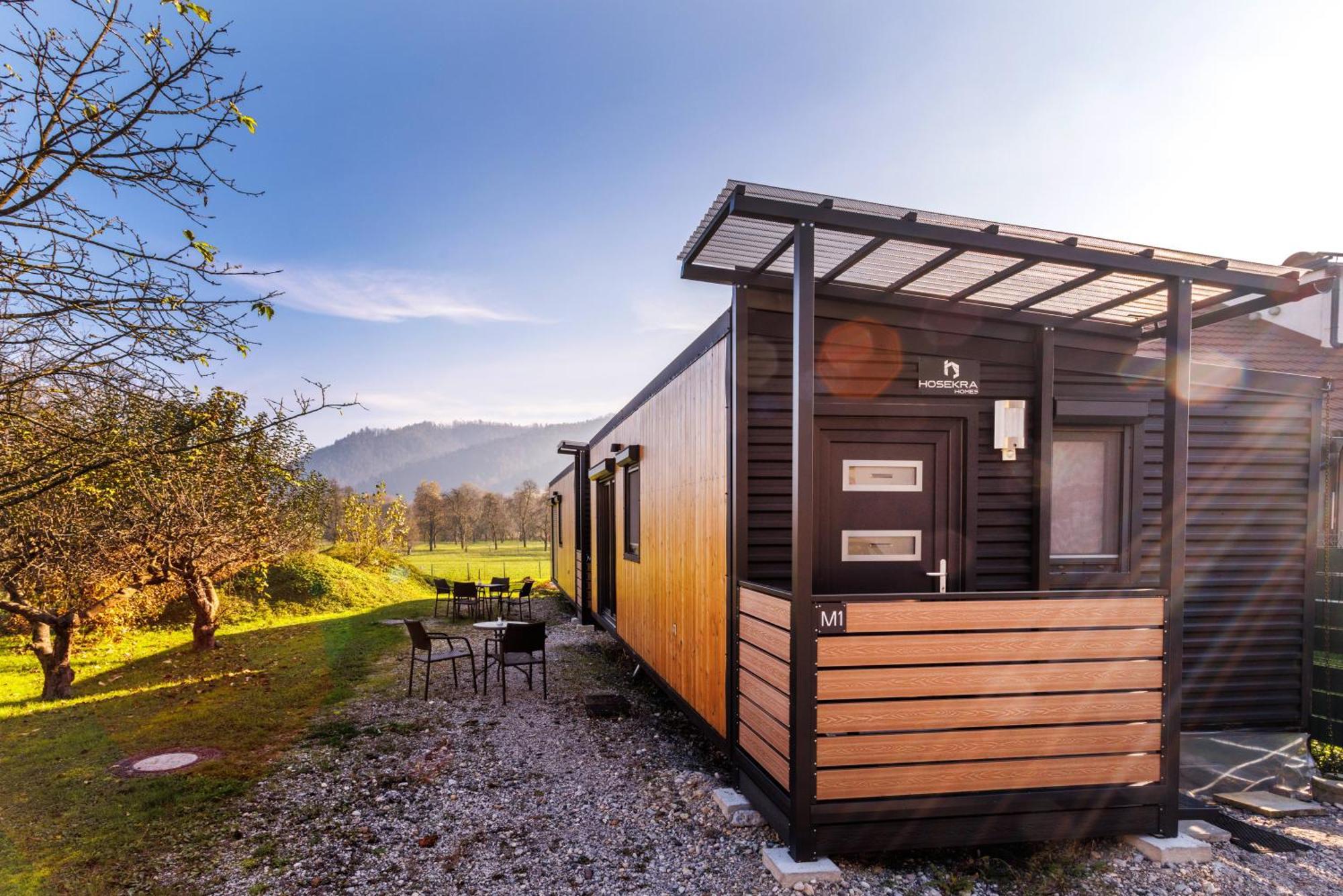 Hotel Mobile House Vegov hram Dol pri Ljubljani Exteriér fotografie