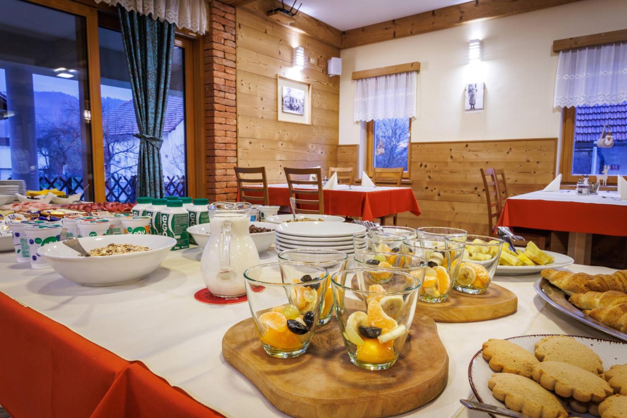 Hotel Mobile House Vegov hram Dol pri Ljubljani Exteriér fotografie